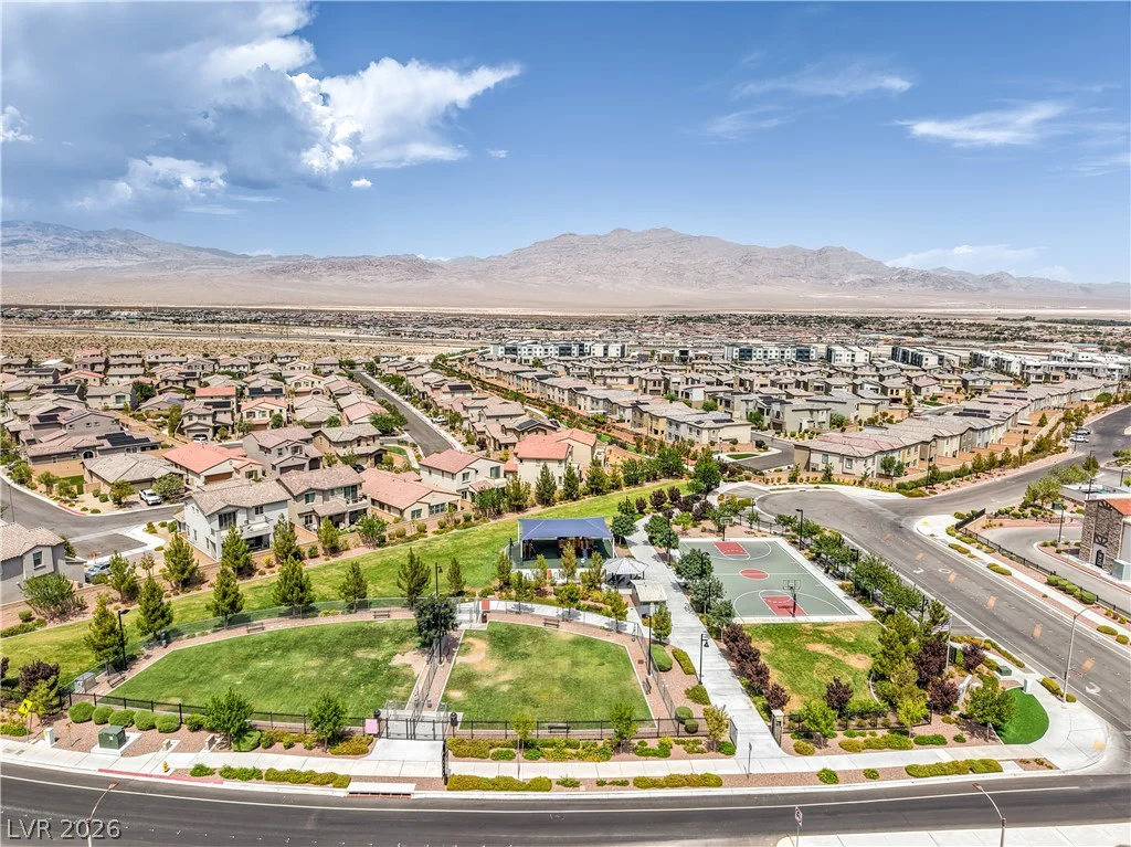 9952 Pine Trail, Las Vegas, NV 89166