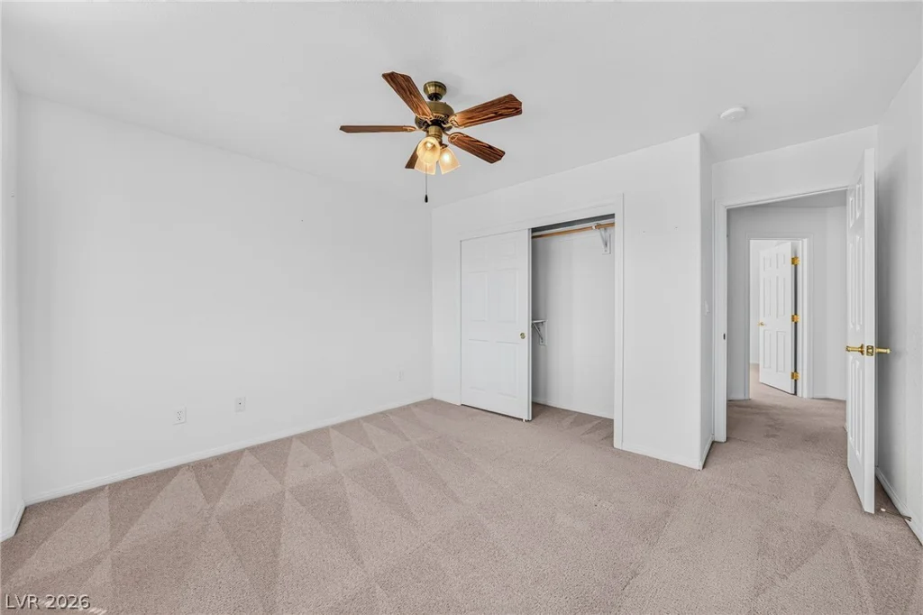 381 Kiowa, Pahrump, NV 89048