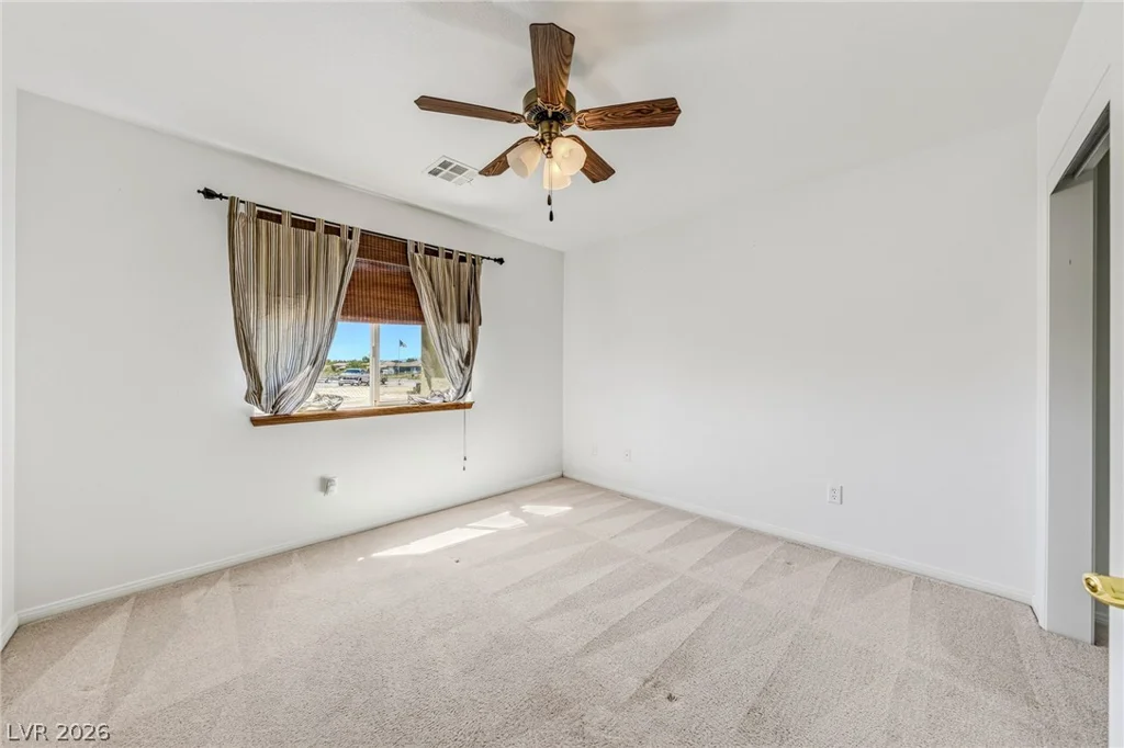 381 Kiowa, Pahrump, NV 89048