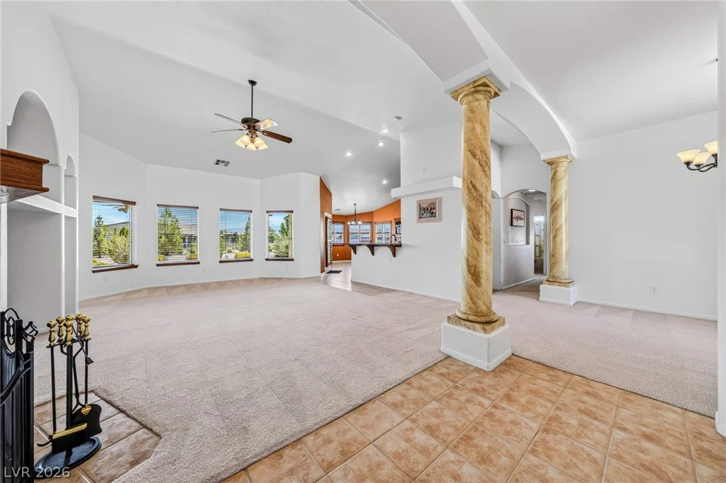 381 Kiowa, Pahrump, NV 89048
