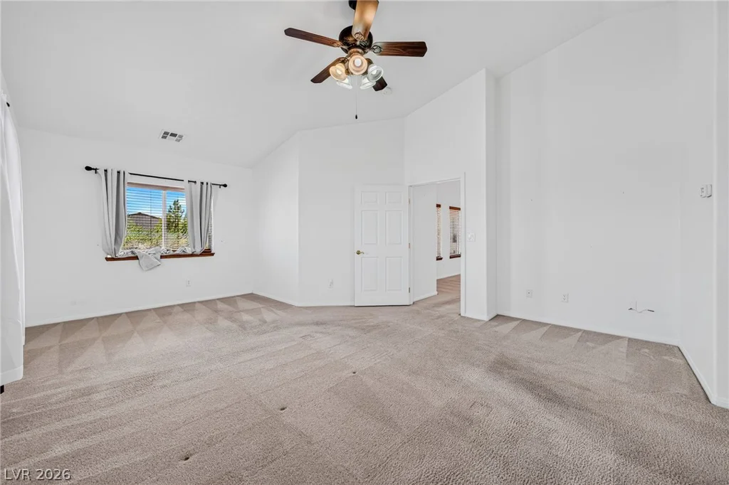 381 Kiowa, Pahrump, NV 89048