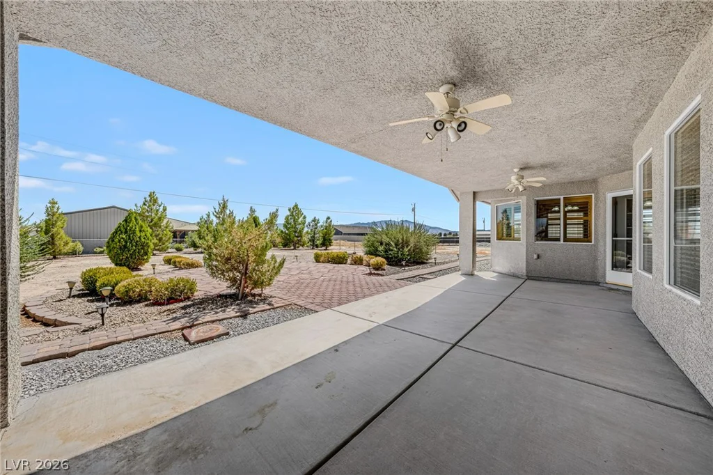 381 Kiowa, Pahrump, NV 89048