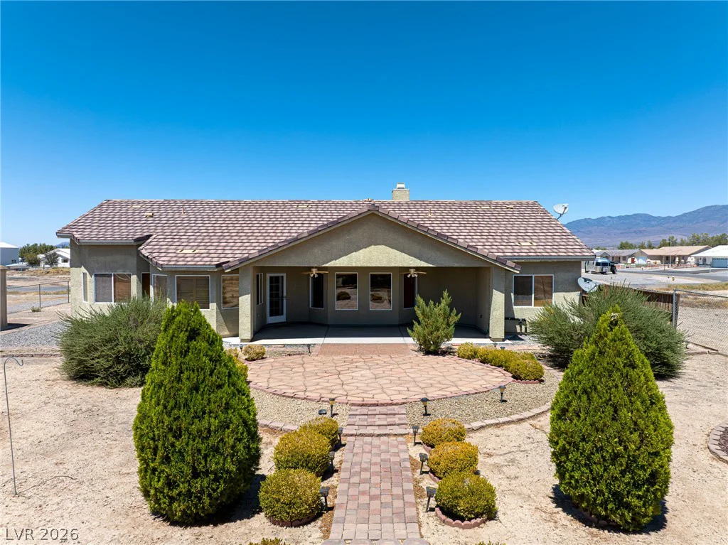 381 Kiowa, Pahrump, NV 89048