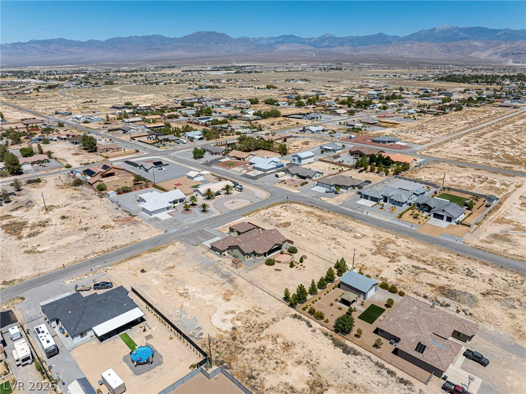 381 Kiowa, Pahrump, NV 89048