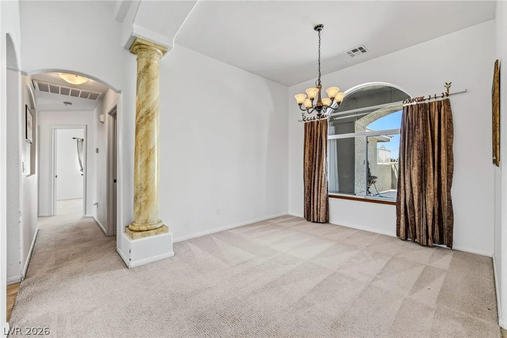 381 Kiowa, Pahrump, NV 89048