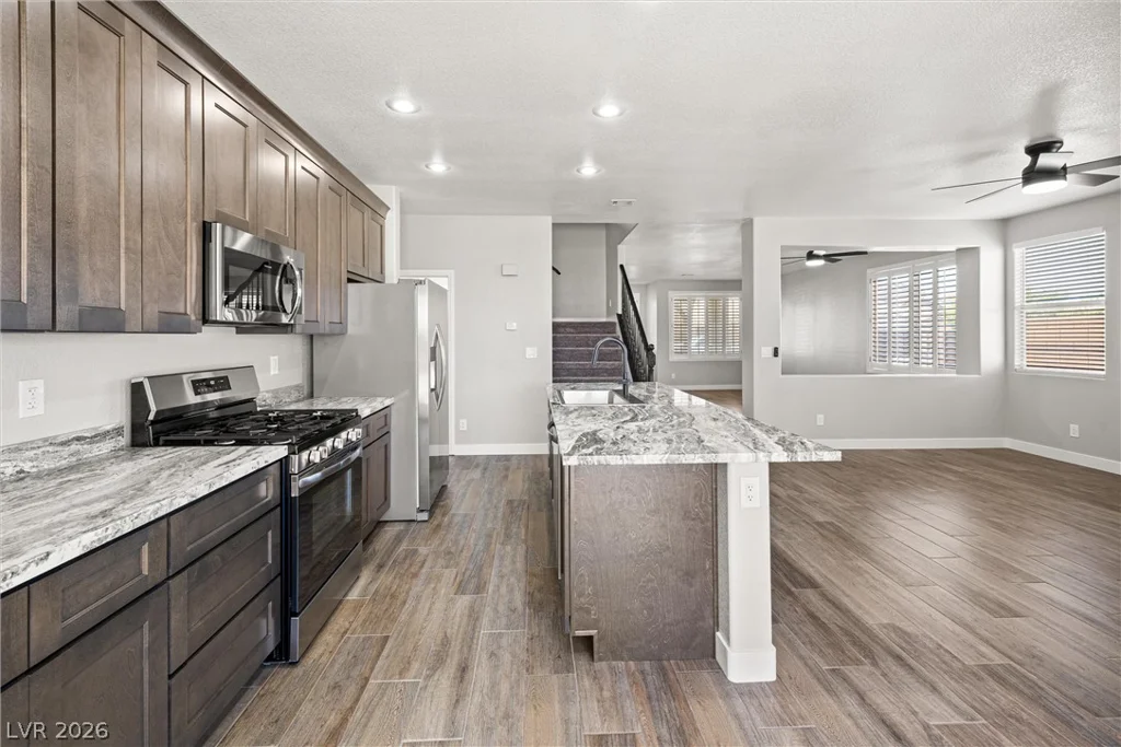 1078 Silver Star, Henderson, NV 89002