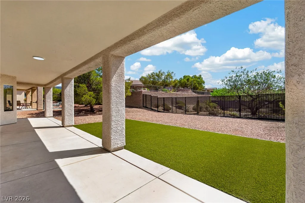 1651 Danbury Crossing, Henderson, NV 89052