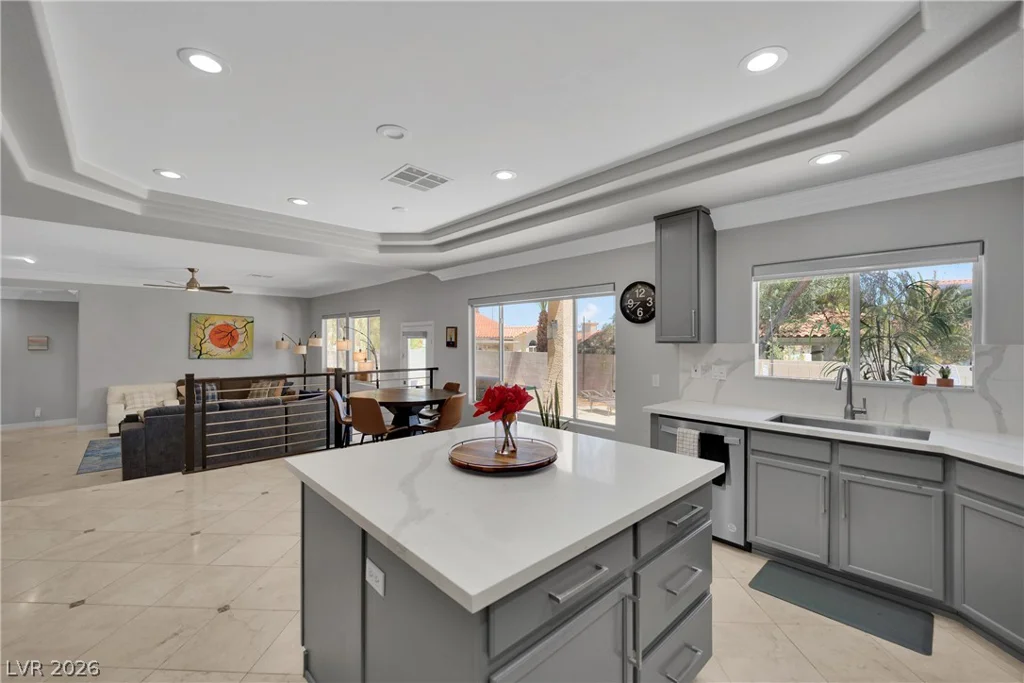 5440 Regal Peak, Las Vegas, NV 89118