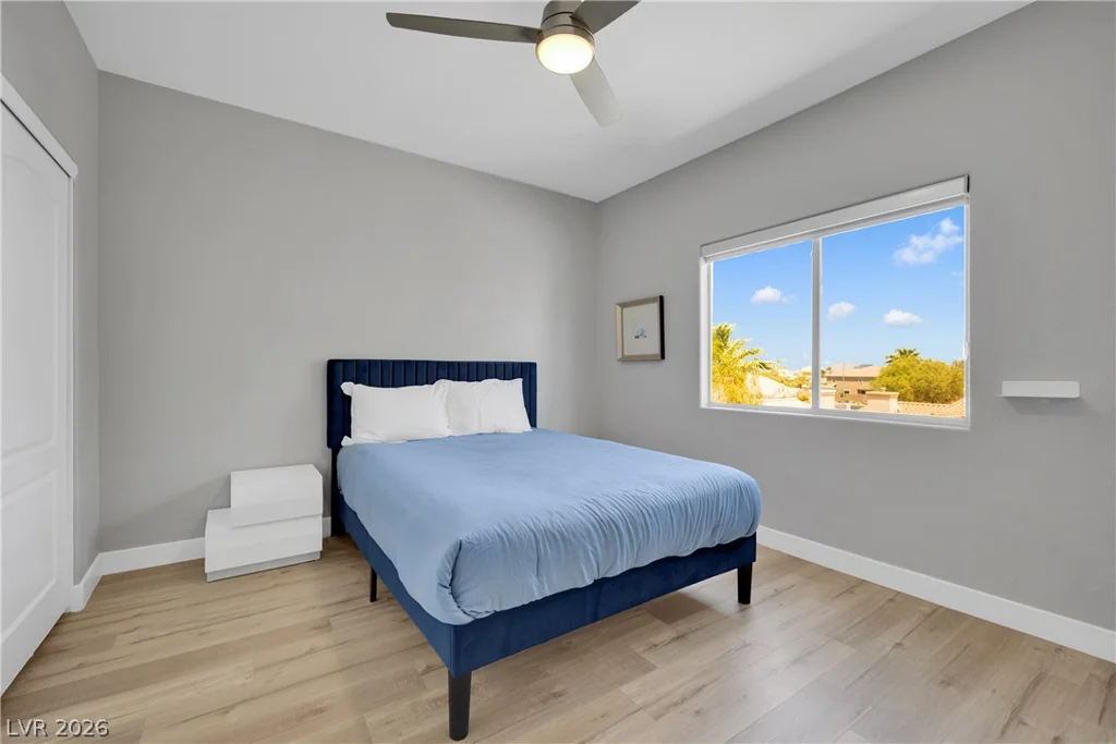 5440 Regal Peak, Las Vegas, NV 89118