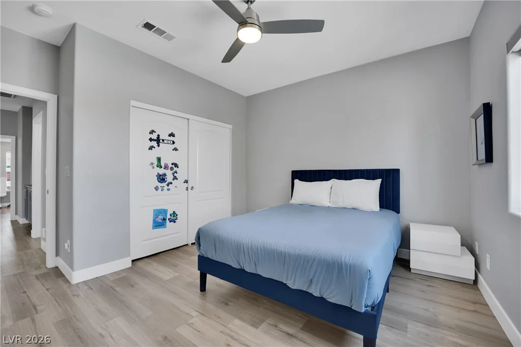 5440 Regal Peak, Las Vegas, NV 89118