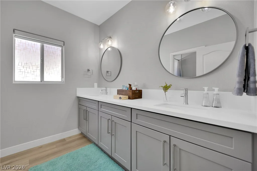 5440 Regal Peak, Las Vegas, NV 89118