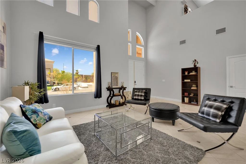 5440 Regal Peak, Las Vegas, NV 89118