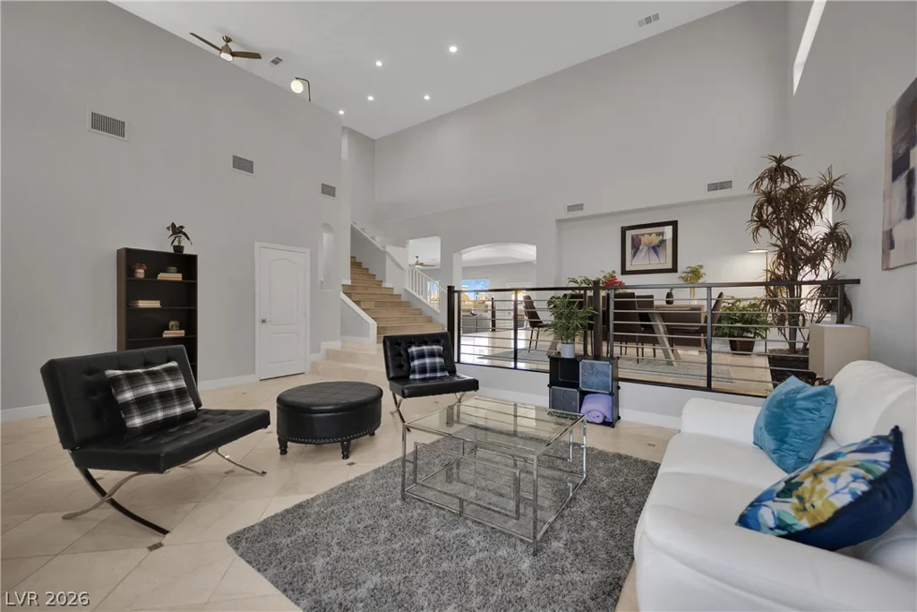 5440 Regal Peak, Las Vegas, NV 89118