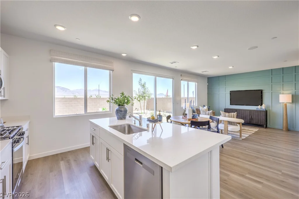 7408 TANYA FALLS, North Las Vegas, NV 89084