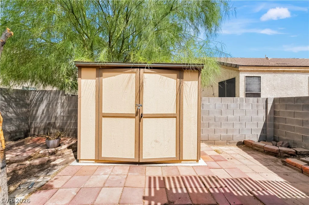 5954 Reflection Point, Las Vegas, NV 89110