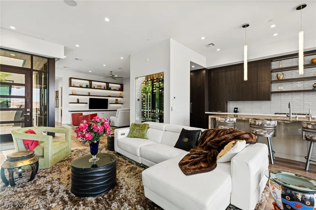 662 Falcon Summit, Henderson, NV 89012