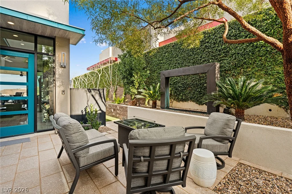 662 Falcon Summit, Henderson, NV 89012