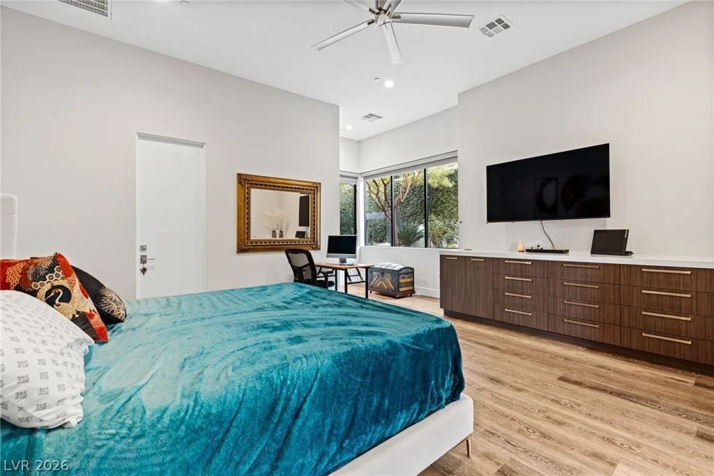 662 Falcon Summit, Henderson, NV 89012