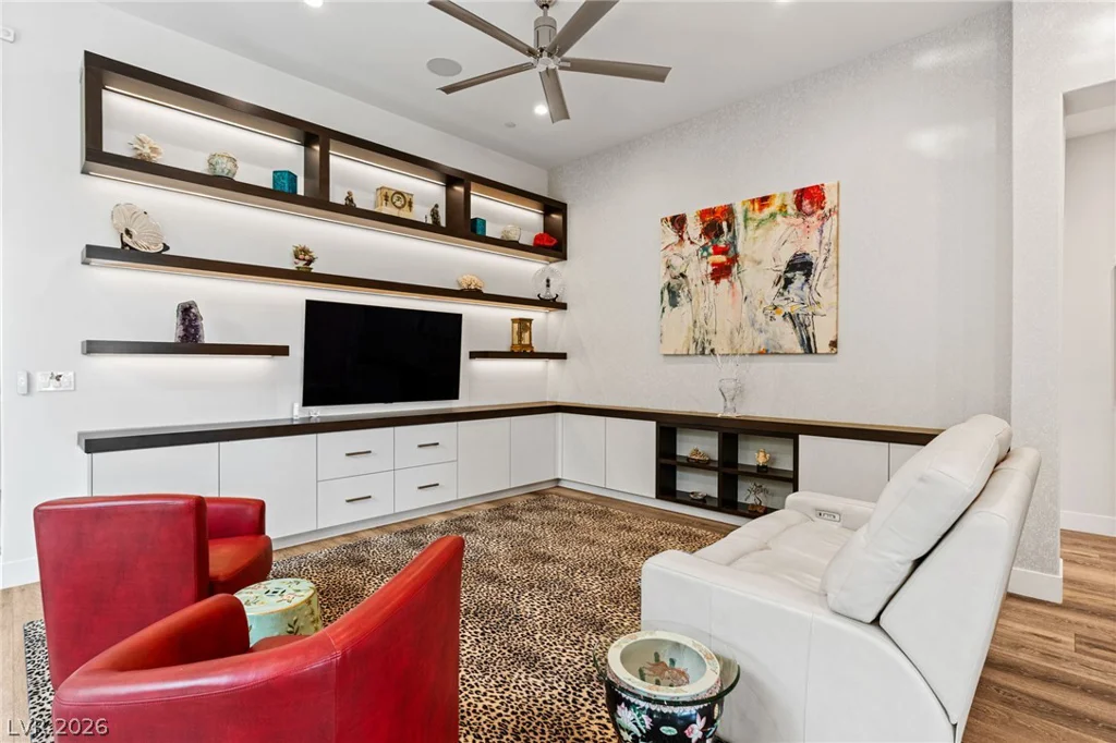 662 Falcon Summit, Henderson, NV 89012