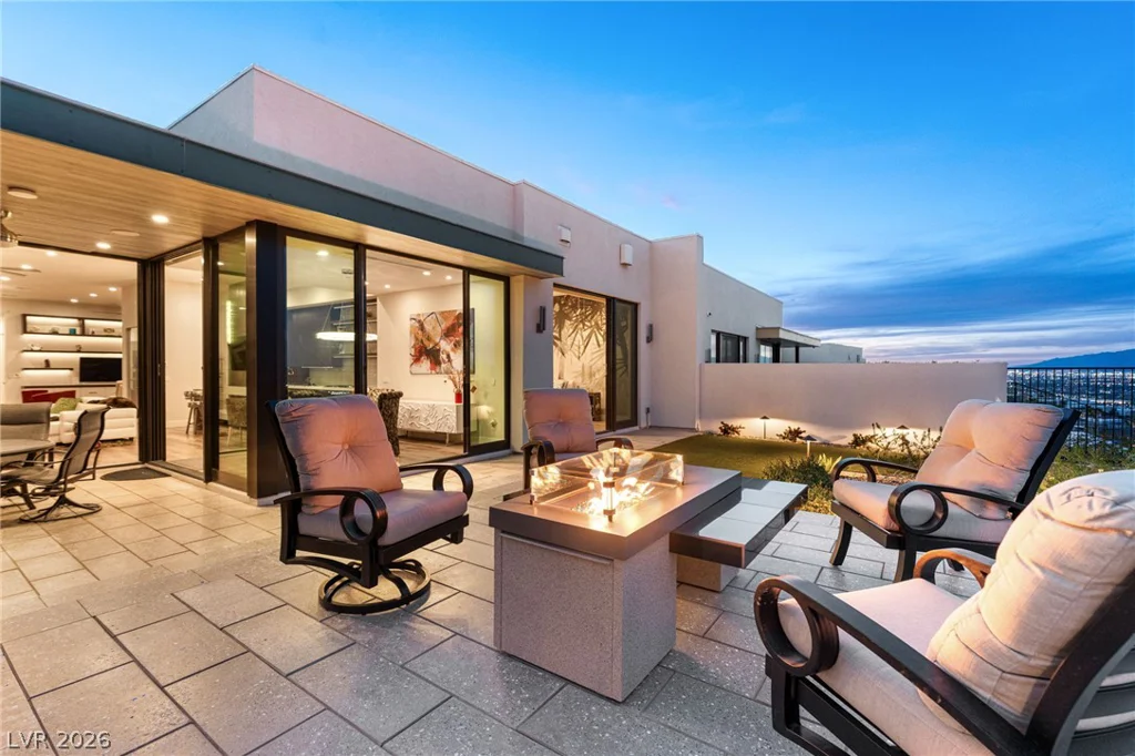 662 Falcon Summit, Henderson, NV 89012