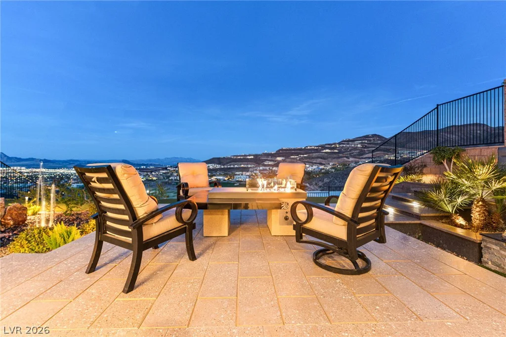 662 Falcon Summit, Henderson, NV 89012