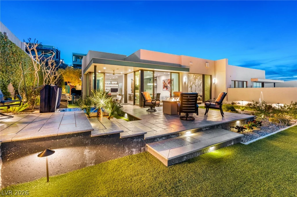 662 Falcon Summit, Henderson, NV 89012