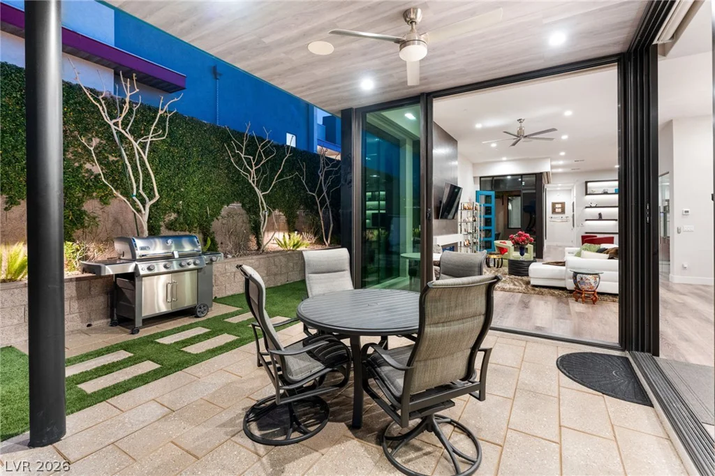 662 Falcon Summit, Henderson, NV 89012