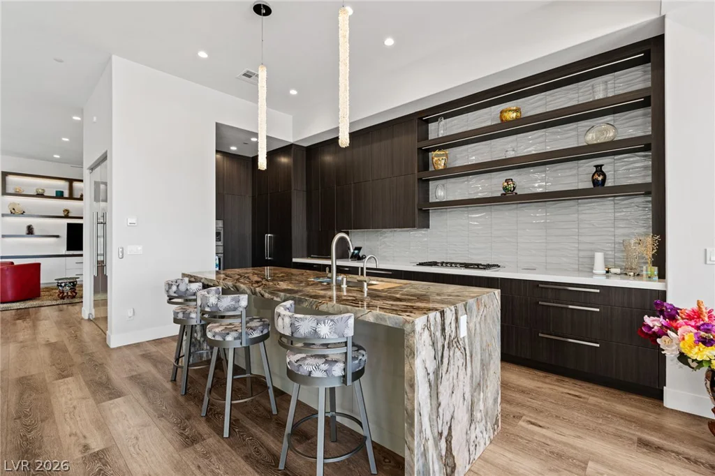 662 Falcon Summit, Henderson, NV 89012