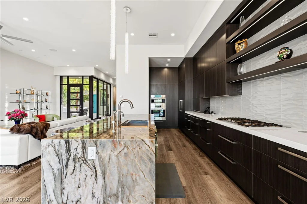 662 Falcon Summit, Henderson, NV 89012
