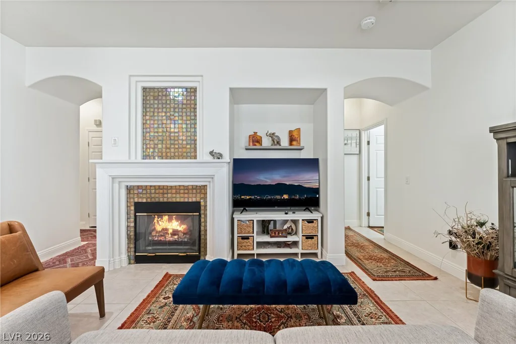 2651 Thornview, Las Vegas, NV 89135