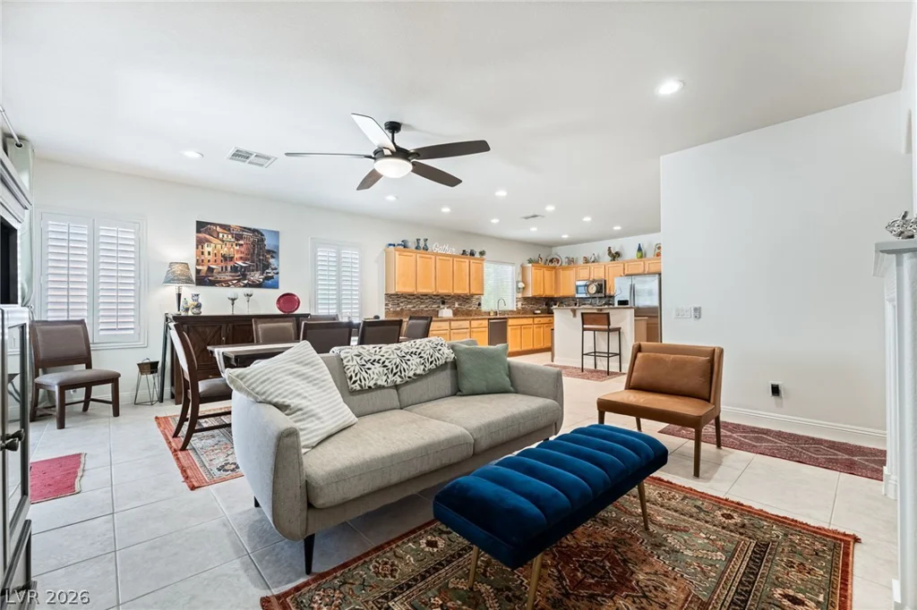 2651 Thornview, Las Vegas, NV 89135