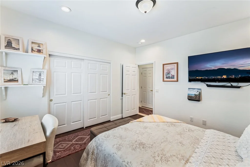 2651 Thornview, Las Vegas, NV 89135