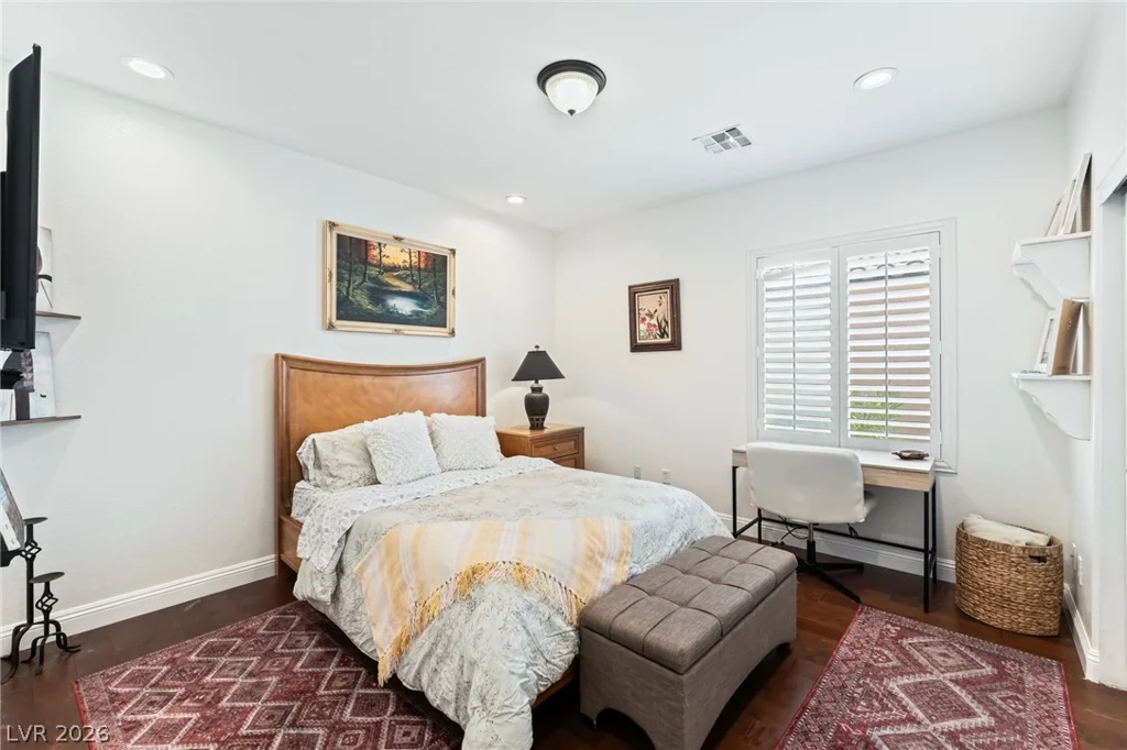 2651 Thornview, Las Vegas, NV 89135