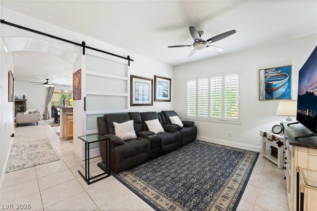 2651 Thornview, Las Vegas, NV 89135