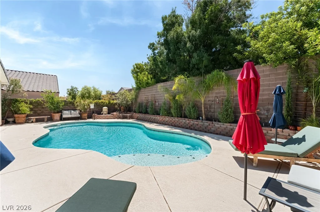 2651 Thornview, Las Vegas, NV 89135