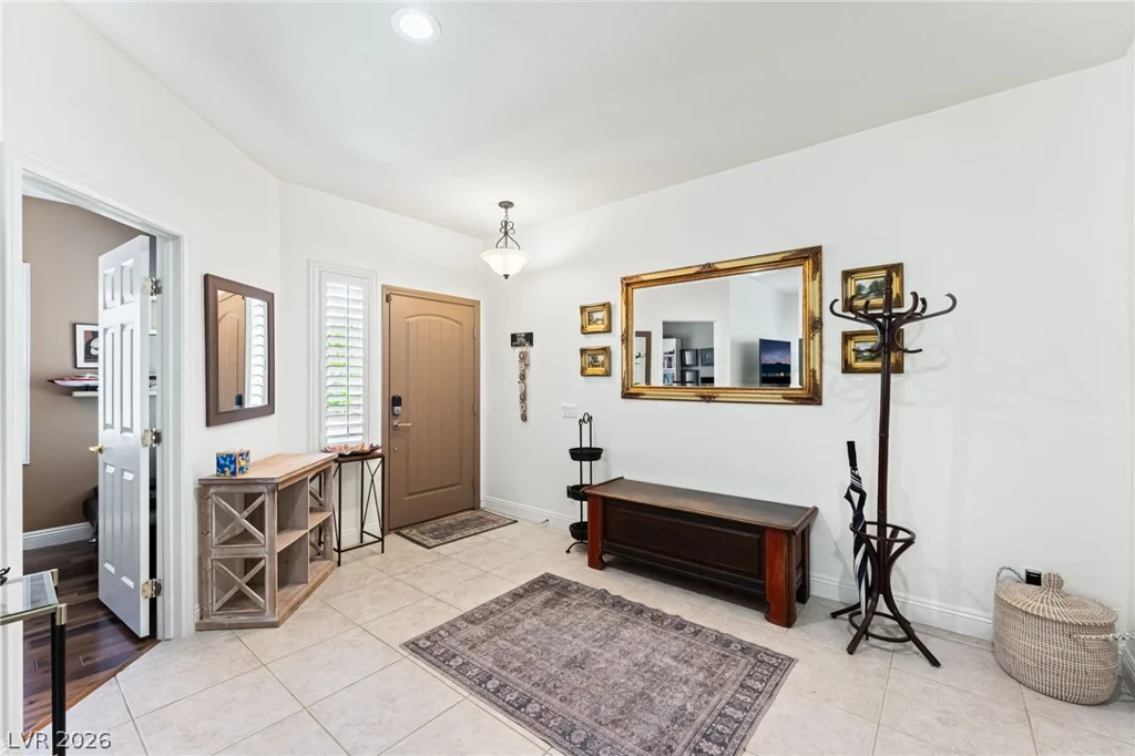 2651 Thornview, Las Vegas, NV 89135