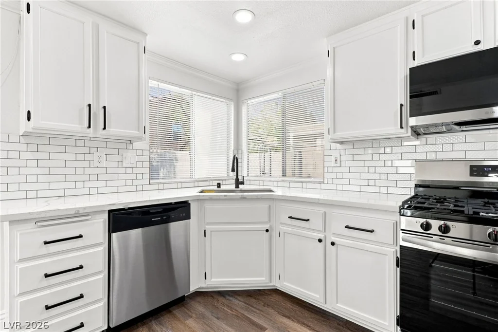 1415 Bent Arrow, North Las Vegas, NV 89031