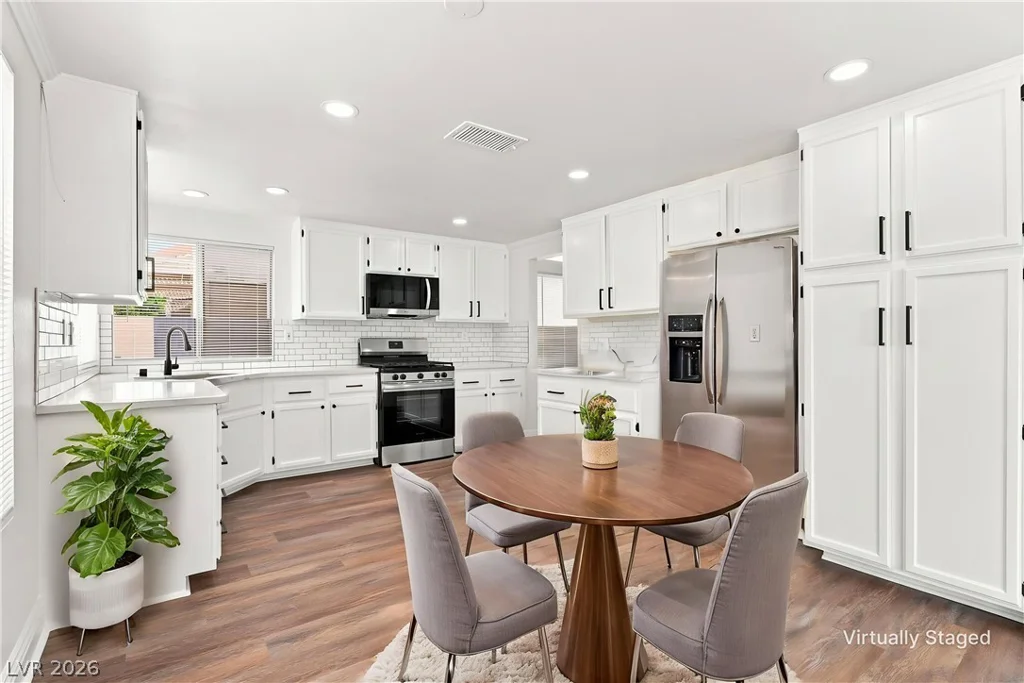 1415 Bent Arrow, North Las Vegas, NV 89031