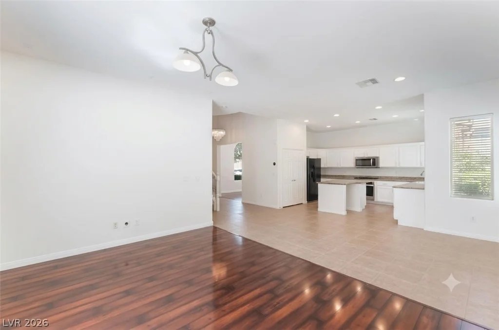 1898 Granemore, Las Vegas, NV 89135