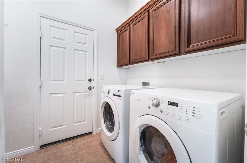 1898 Granemore, Las Vegas, NV 89135