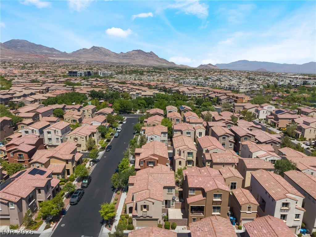 1898 Granemore, Las Vegas, NV 89135