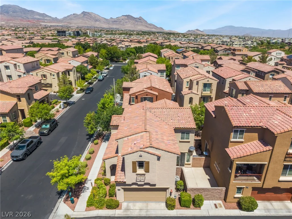 1898 Granemore, Las Vegas, NV 89135
