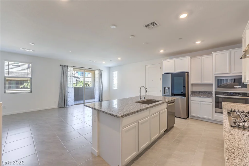 11390 Crimson Ledge, Las Vegas, NV 89138