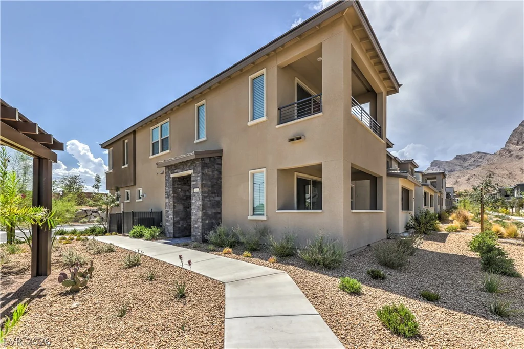 11390 Crimson Ledge, Las Vegas, NV 89138