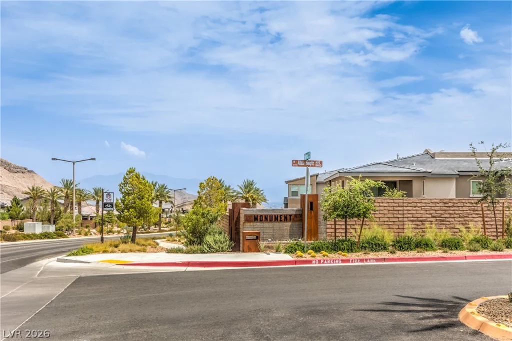 11390 Crimson Ledge, Las Vegas, NV 89138