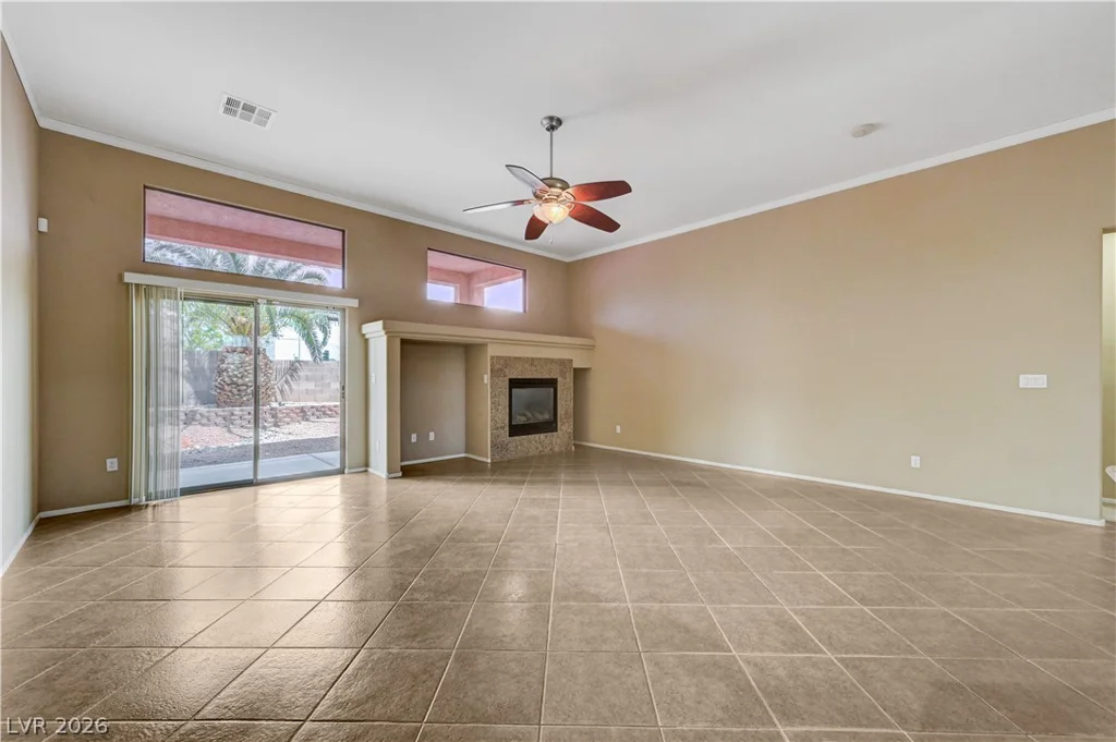 916 Kevin Baker, North Las Vegas, NV 89086