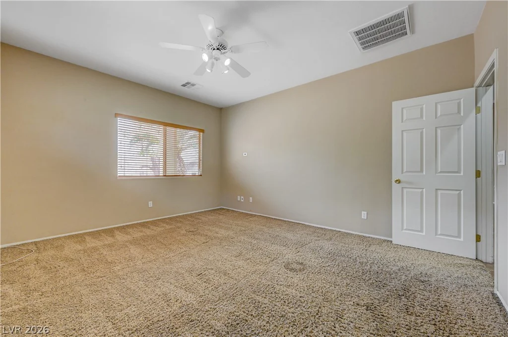 916 Kevin Baker, North Las Vegas, NV 89086