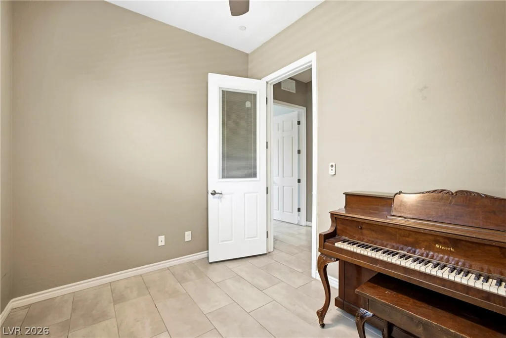 697 Otter Brook, Henderson, NV 89011