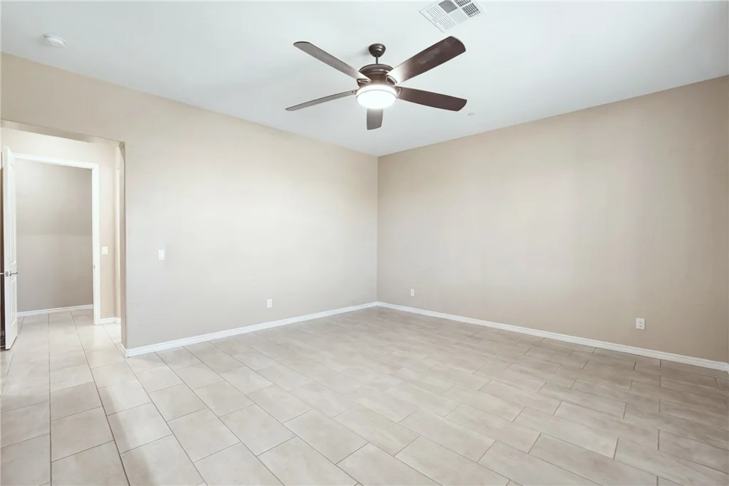 697 Otter Brook, Henderson, NV 89011