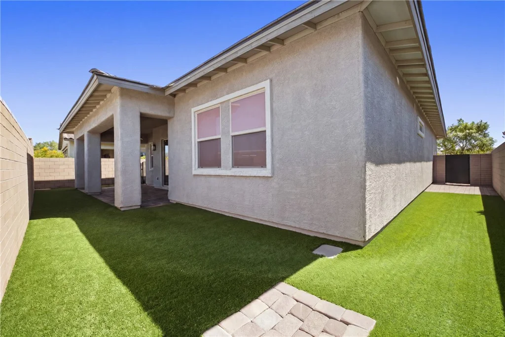 697 Otter Brook, Henderson, NV 89011